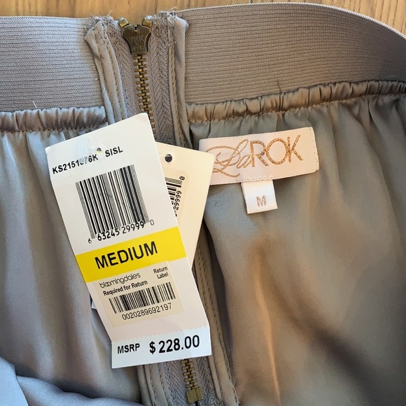 LaRok sequin mini skirt - Picture 7 of 10